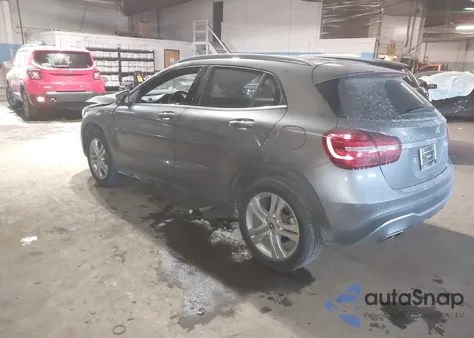 2019 Mercedes-Benz Gla 250 4Matic z USA, uszkodzony, nr VIN WDCTG4GB6KJ640972
